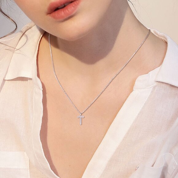 SHEGRACE 925 Sterling Silver Initial Letter T Pendant Necklace W Cubic Zirconia - Picture 3 of 7